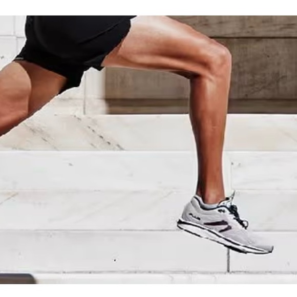 Newton Sir Isaac Running Men Training Sneakers - Picture 3 of 9